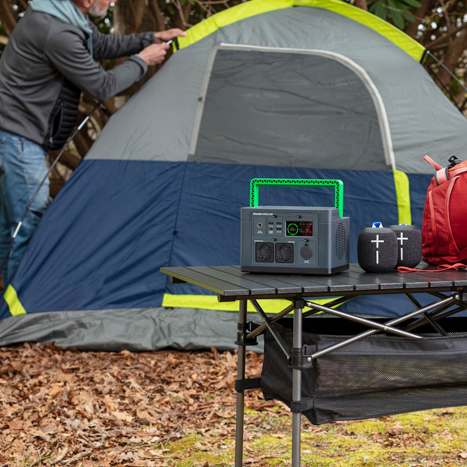 APC Portable Power Station 330, 230V, 332Wh Lithium-ion, LCD, 2 CEE 7/3 Schuko outlets, Sin
