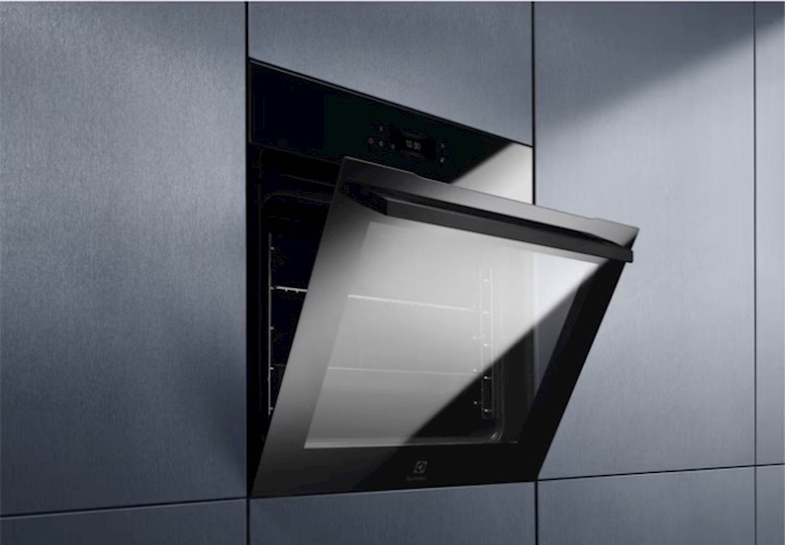 Ugradbena pećnica ELECTROLUX KOEBP39Z